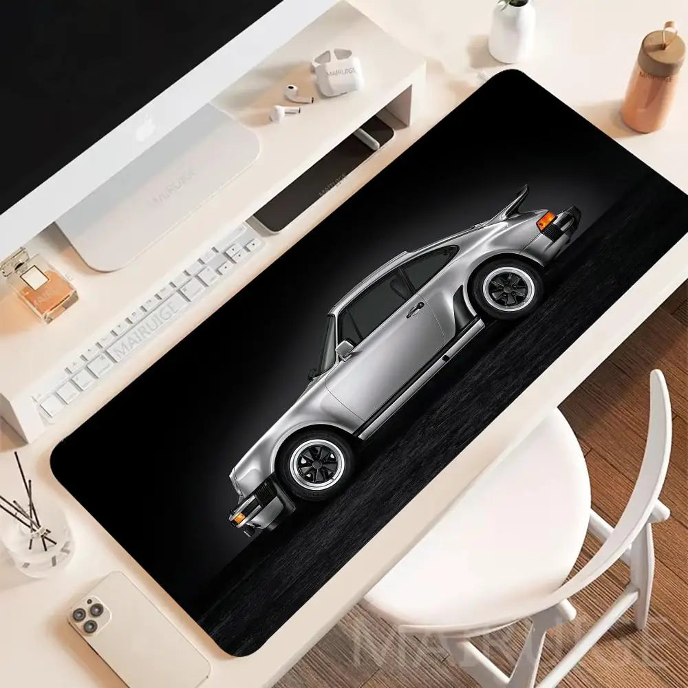 Großes Gaming-Mauspad im Sportwagen-Design – Motiv Porsche 911, rutschfest & stylisch für PC, Laptop & Gaming-Setup